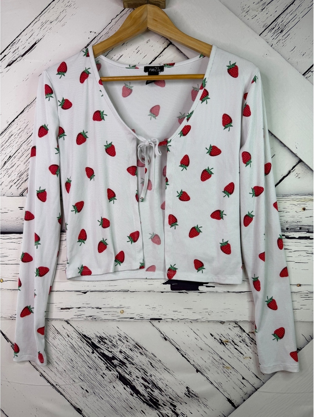 rue21 Y2K Cottagecore Strawberry Print Ribbed Tie-Front Crop Top Womenβs Medium